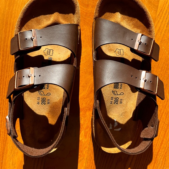 Sandals_&_Flip_Flops